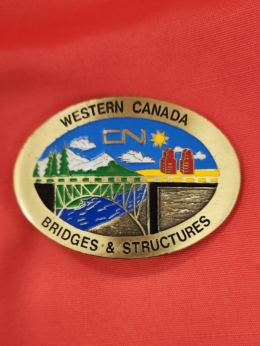 CN Western Canada Bridges & Structures Collectible Belt Buckle - Blue/Green/Gold